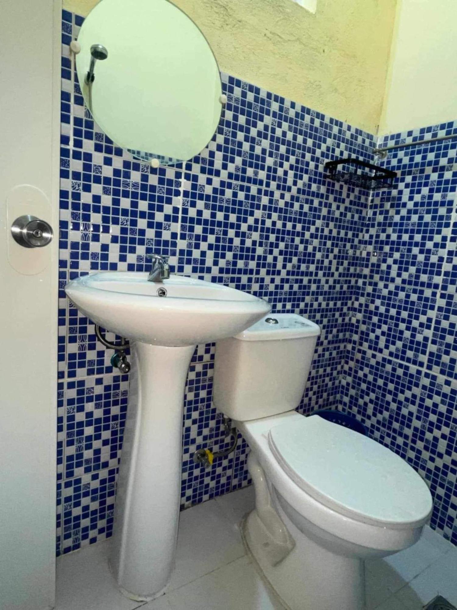 Friz Love Room Rental 圣胡安 外观 照片